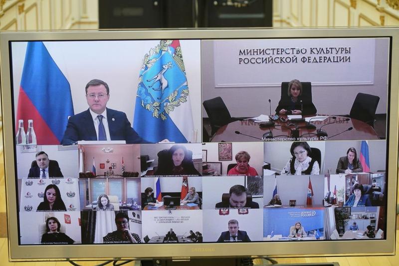 Дмитрий Азаров провел заседание комиссии Госсовета по культуре