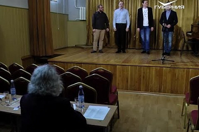 Жители Самарской области проходят кастинг вокалистов, чтобы исполнить песни военных лет под живую музыку