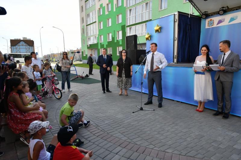 В Самарской области ключи от своих квартир получили 12 детей-сирот