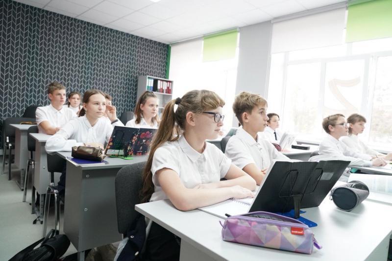 Самарская область - в числе лидеров по выполнению программы капремонта школ в 2022 году