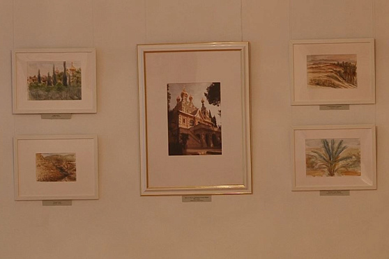 Выставка работ сестер женского монастыря. Путь паломника