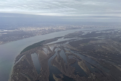 В Пестравском районе из-за паводка ушел под воду мост