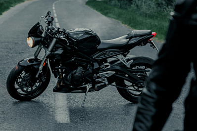 Группу подростков на мотоциклах искали в горах