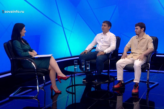 Александр Гурьянов и Мухамед Мукумов - о чемпионате России по ММА в Самаре и секретах хорошей формы