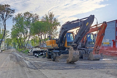 В Самаре на улице Матросова начали снимать верхний слой асфальта