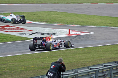 Автогонщик Сергей Сироткин сравнил автоспорт с космонавтикой