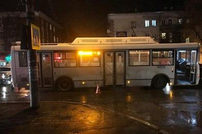 Водитель автобуса насмерть сбил пешехода в Красноглинском районе Самары