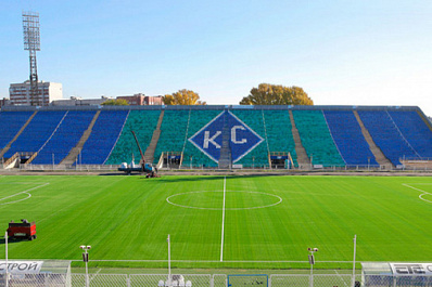 "Крылья Советов" могут принять столичный "Локомотив" на "Металлурге" 