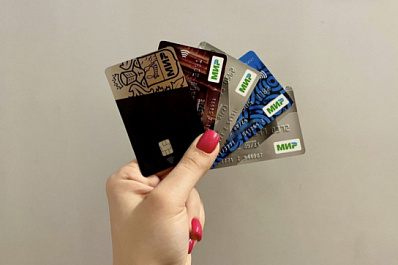 В Тольятти поймали 19-летнего парня, который "шиковал" с чужой банковской картой