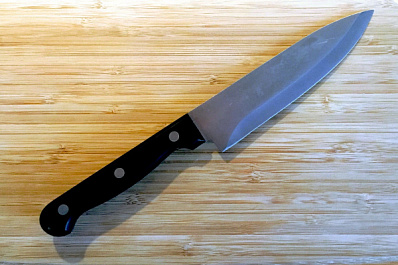 В Пермском крае ученик лицея напал с ножом на учителя