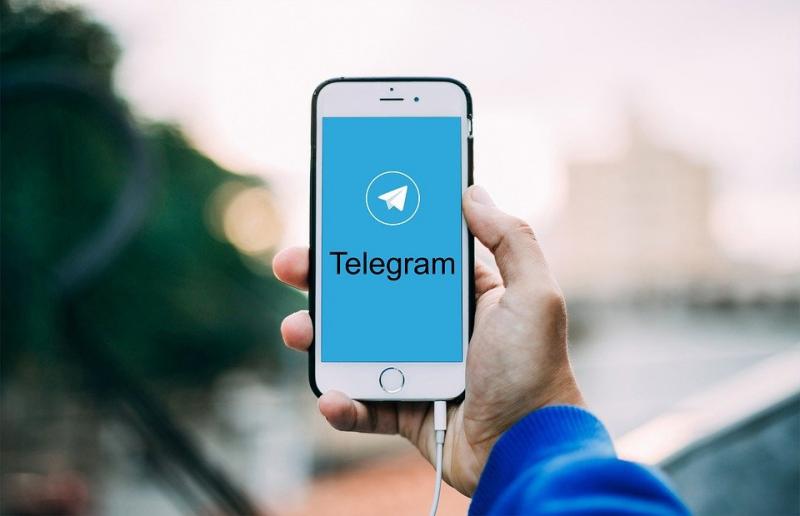Минцифры предлагает госорганам завести аккаунты в Telegram и ВКонтакте