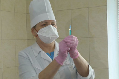 В регион поступили первые 700 доз "ЭпиВакКороны"