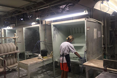 Старейшее предприятие по производству фарфора получит поддержку со стороны правительства Самарской области