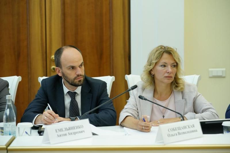 Вячеслав Федорищев рассказал о главных темах и принятых решениях на оперсовещании в Правительстве региона