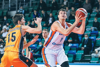 Начали плей-офф с победы