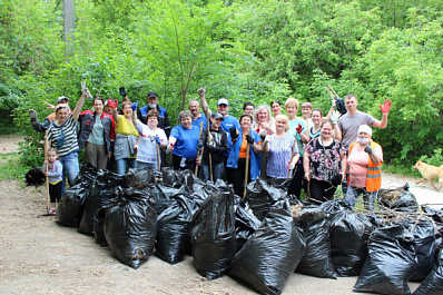 Десятки километров берега и тонны мусора: в День Волги в Самарской области по инициативе "Единой России" прошли экологические субботники