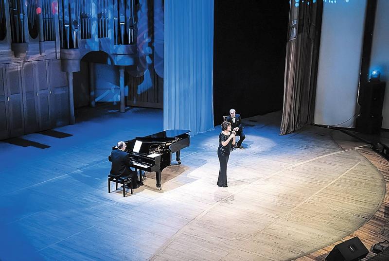 В Самарской филармонии прошел концерт "Тропы жизни" из абонементного цикла "Музыка для души"