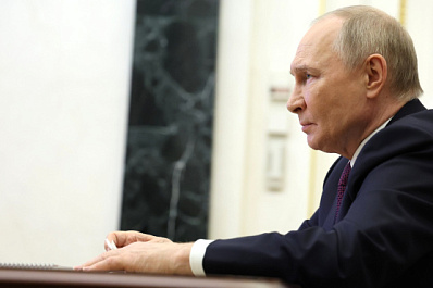 Владимир Путин проводит совещание по вопросам двигателестроения в Самаре: текстовая трансляция