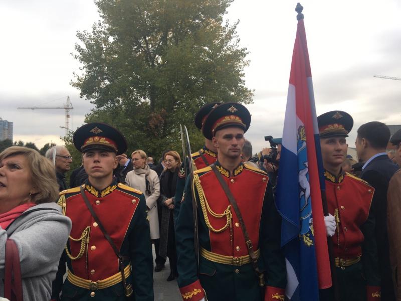 В Самаре торжественно открыли памятник конструктору Дмитрию Козлову