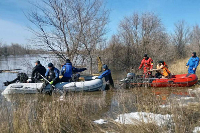 В Самарской области начали взрывать лед на малых реках