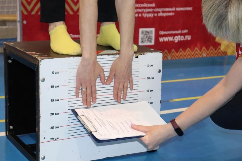 Школьница из Самарской области установила рекорд на спортивном фестивале в "Артеке"