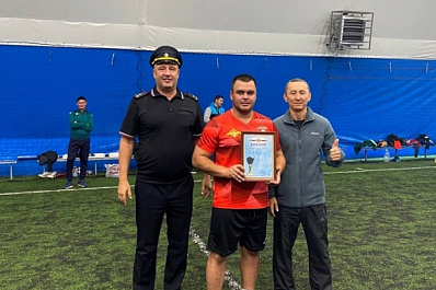 Самарские оперативники стали победителями областного турнира по мини-футболу