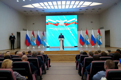 Заслуженным самарцам вручили государственные награды 