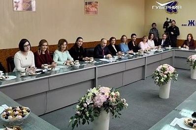 Владимир Путин: Если лидерские качества сочетаются с женскими чертами характера, то результат бывает гораздо выше, чем просто пробивные возможности мужчин