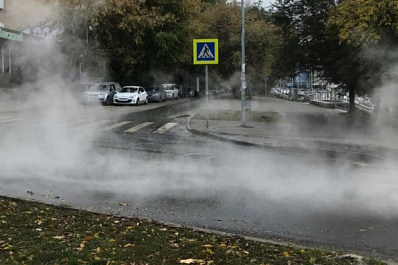 В Самаре теплоэнергетики назвали причины затопления кипятком улицы Панова