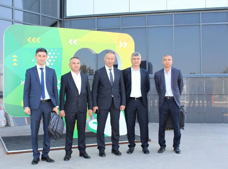 Технопарк "Жигулевская долина" посетила официальная делегация из Узбекистана