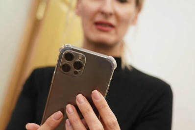 Нейропсихолог рассказал, как телефоны отнимают энергию у человека