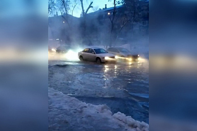 В Самаре из-за утечки на водоводе затопило Зубчаниновское шоссе