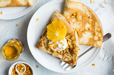 Шеф-повар назвал самые вкусные начинки для блинов