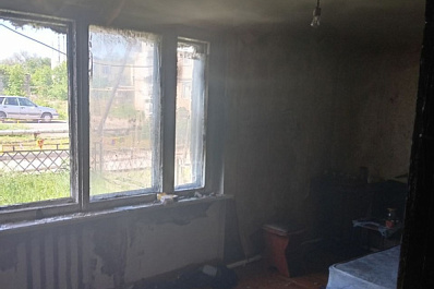 В Хворостянском районе пожарные спасли дом от огня