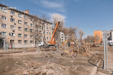 Новая плитка, пешеходные ограждения и освещение: в Самаре благоустраивают участок улицы Чернореченской