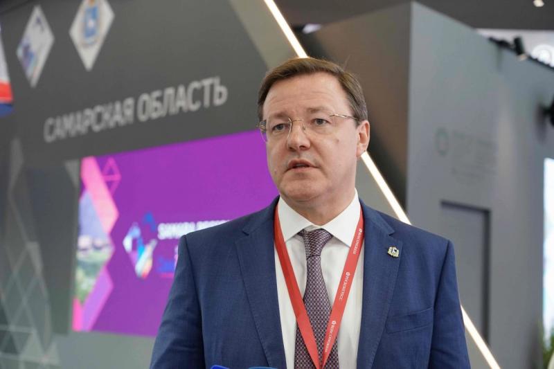 100 млрд рублей инвестиций: Дмитрий Азаров подвел итоги участия региона в ПМЭФ-2023