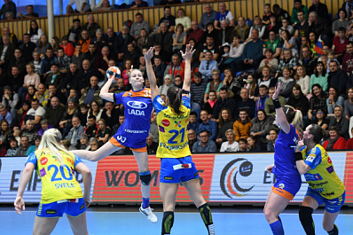 Гандбольная "Лада" в упорной борьбе проиграла норвежскому клубу