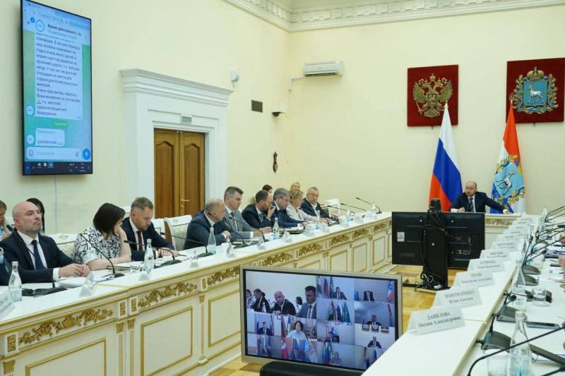 Вячеслав Федорищев провел оперативное совещание Правительства