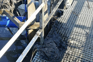 Самарцы смыли в канализацию тонны влажных салфеток