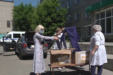 Волонтёры акции #МыВместе передали самарским врачам наборы средств индивидуальной защиты 