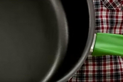 В Самаре женщина убила возлюбленного сковородой