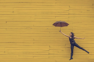 Каша с комочками и ненужные вещи: какие детские мечты сбылись у россиян