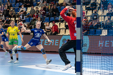 Гандбольная "Лада" в полуфинале встретится с ЦСКА 