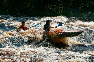 В Самарской области два человека утонули, отдыхая на байдарке