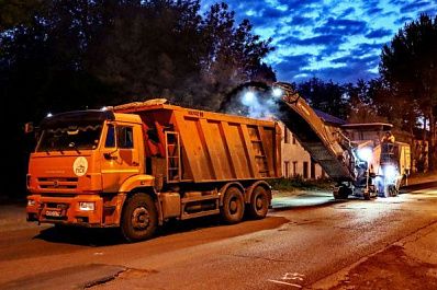 В Самаре в мае продолжается ремонт дороги на улице Магистральной