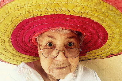 В Самаре ритмичные вздохи бабушки не дают спать соседям