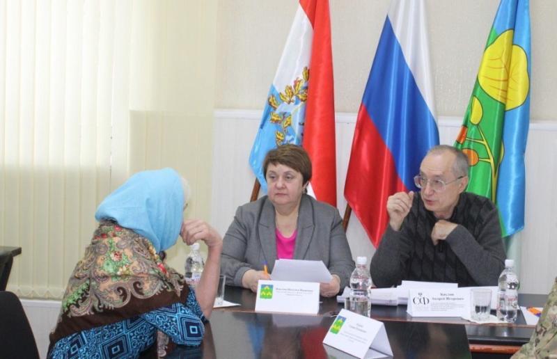 Сенатор Андрей Кислов встретился с семьями участников СВО