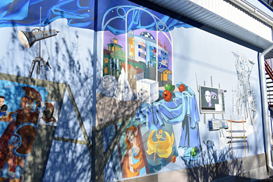 Новокуйбышевская художественная школа заиграла яркими красками