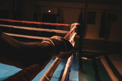 "Бокс на Волге": в Самаре прошла процедура взвешивания и битва взглядов