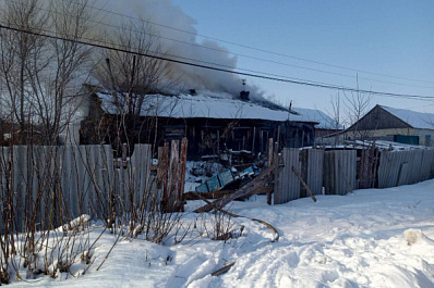 В Самарской области 21 февраля вспыхнул жилой барак